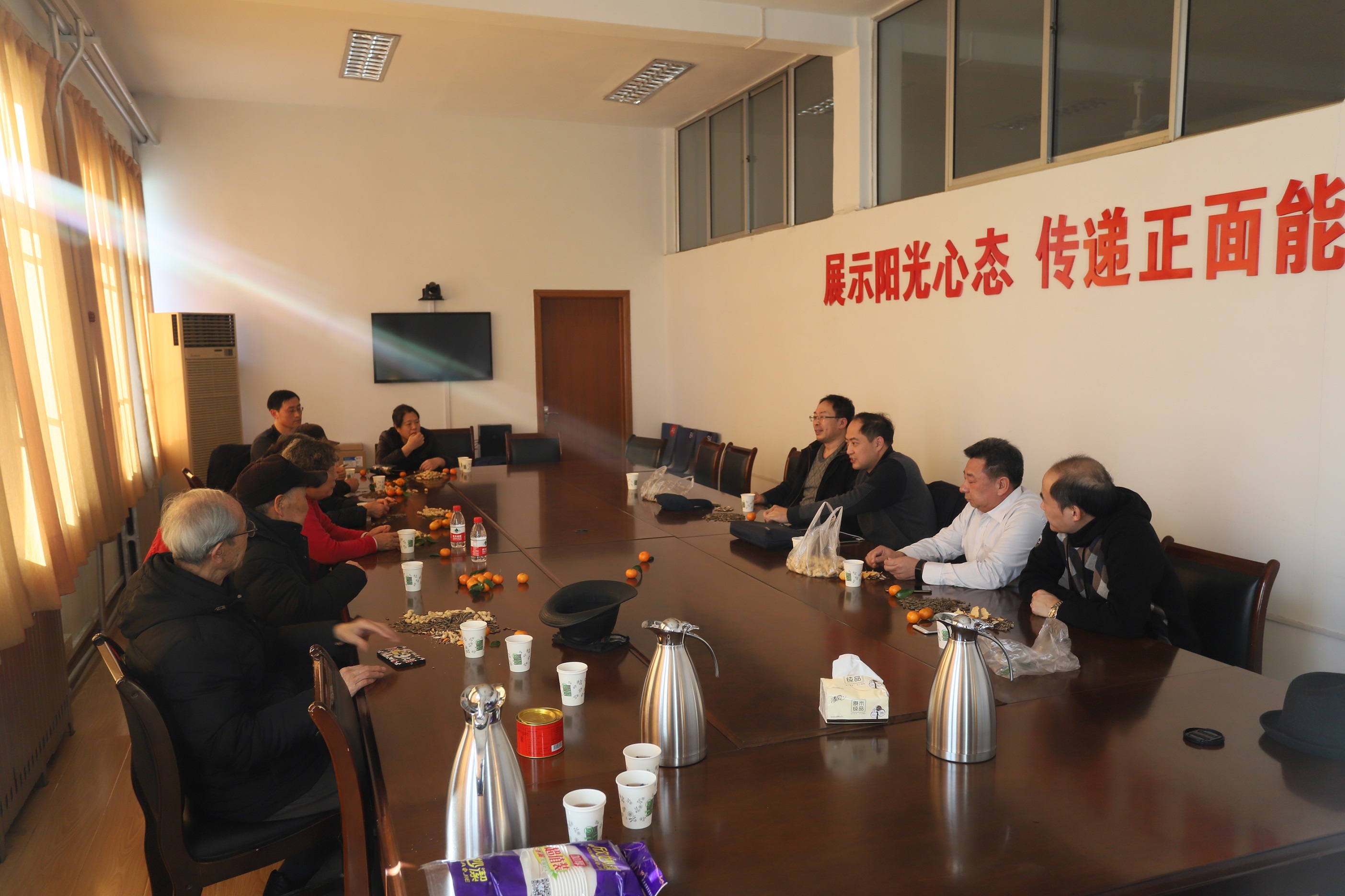 东营离退休老师座谈会